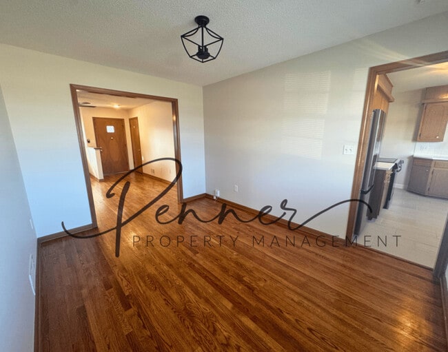 Building Photo - 807 NE Magellan Ave