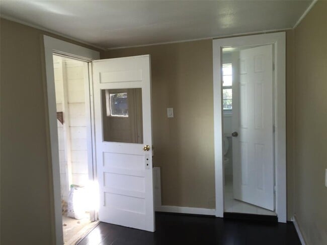 Foto del edificio - 17119 I-35