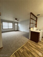 Building Photo - 1172 S Lincoln Ave