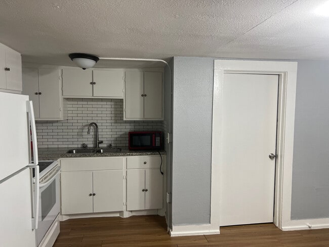 Building Photo - Agapi Mou Suites