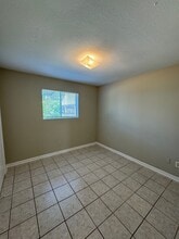 Building Photo - 1952 Upland Dr