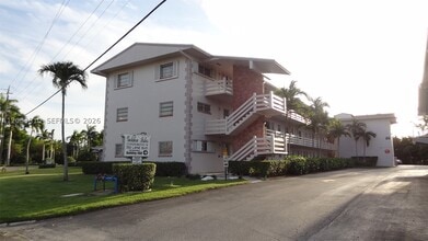 Building Photo - 700 Layne Blvd