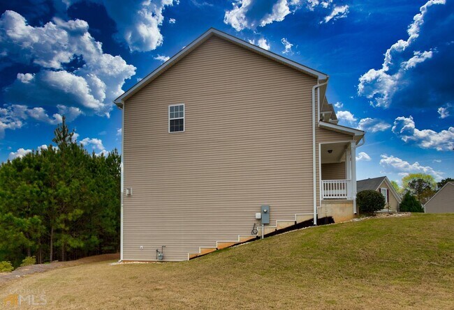Building Photo - 960 Franklin Mill Trace
