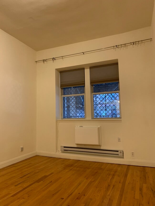 Building Photo - 269 W 73rd St