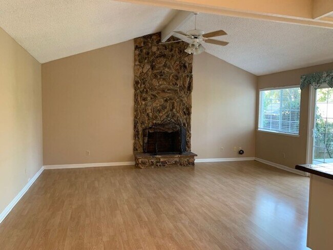 Building Photo - Lovely 3-Bedroom Home on a Cul-De-Sac in Fair Oaks