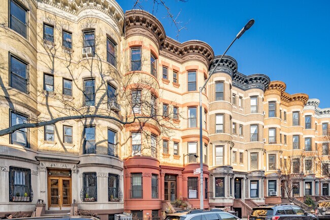 Foto del edificio - 709 Carroll St
