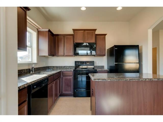 Building Photo - 1504 Persimmon Dr