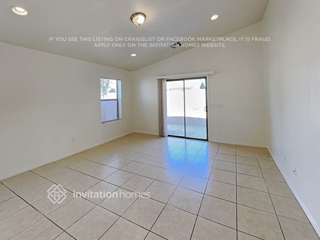 Foto del edificio - 5903 S 32nd Ln