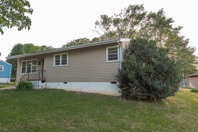 Building Photo - 4607 Beverly Kay Dr