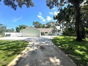 Building Photo - 2518 Ranch House Rd