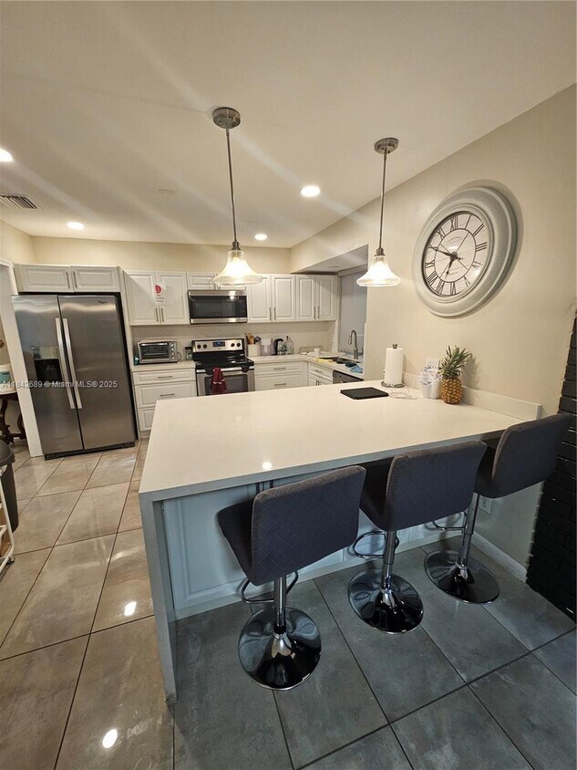 Foto principal - 609 S Crescent Dr
