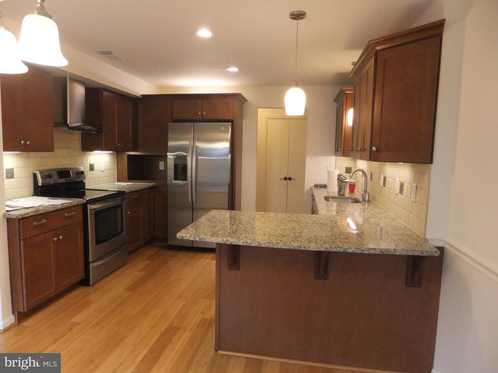 Foto principal - 1730 Oakwood Terrace