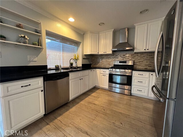 Foto del edificio - 14245 Village Park Pl