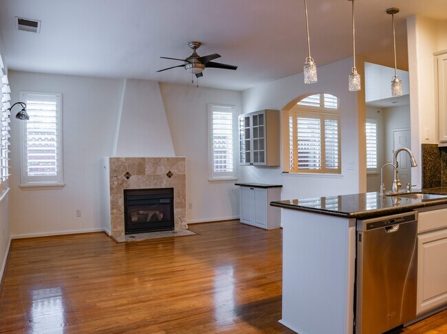 Building Photo - 3487 Pickens Ln