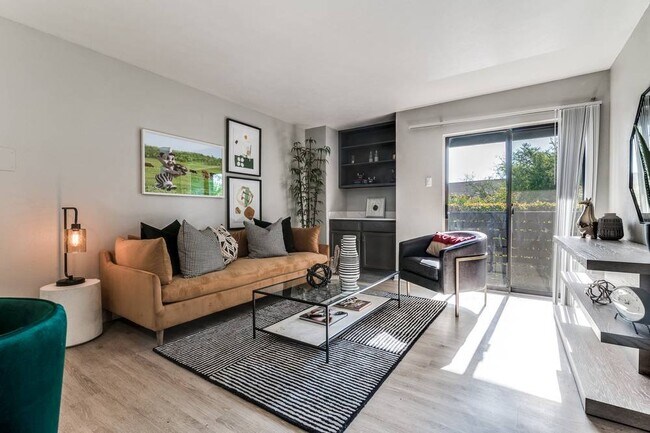 Building Photo - 2301 Avenue H East Apt #A112, Grand Prairi...