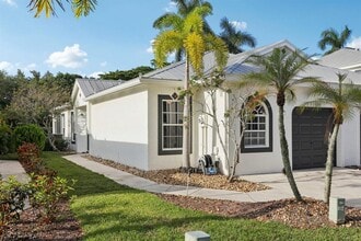 Building Photo - 10709 Pelican Dr