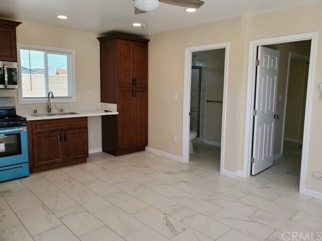 Building Photo - 22503 Meyler St