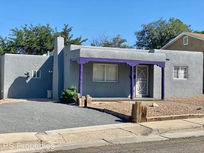 Building Photo - 2 br, 2 bath House - 2731 Santa Cruz Ave SE