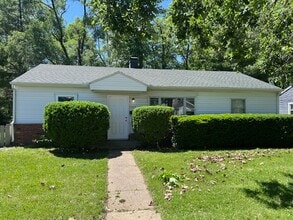 Building Photo - 1505 S Philo Rd