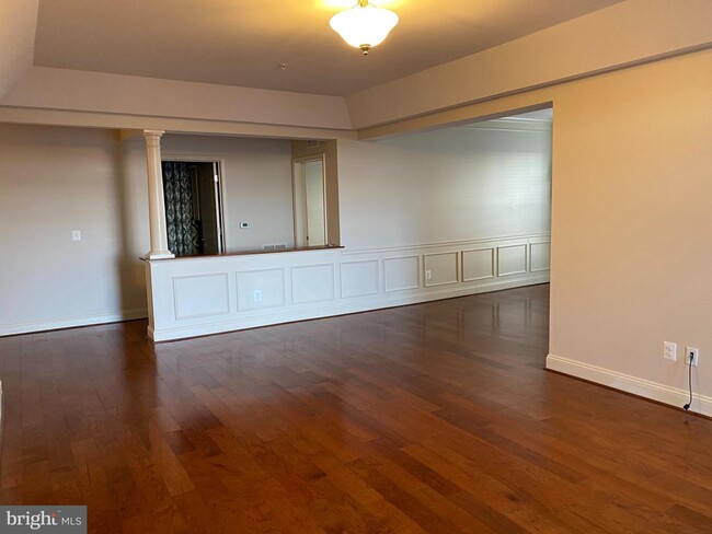 Building Photo - 8606 Wintergreen Ct