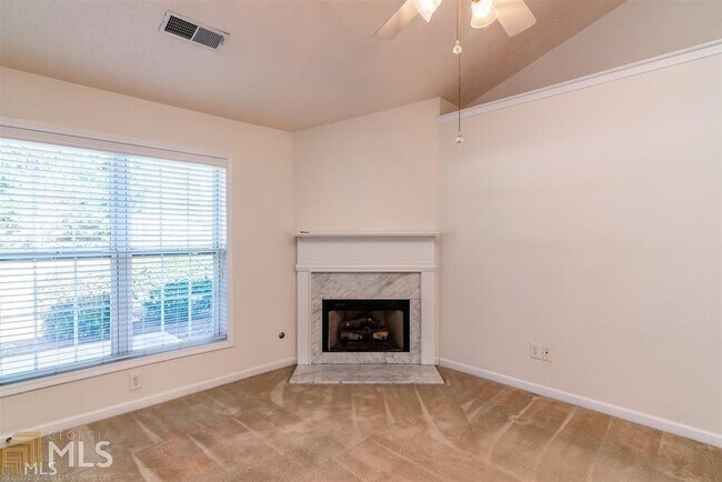 Foto del edificio - 5 Crimson Way