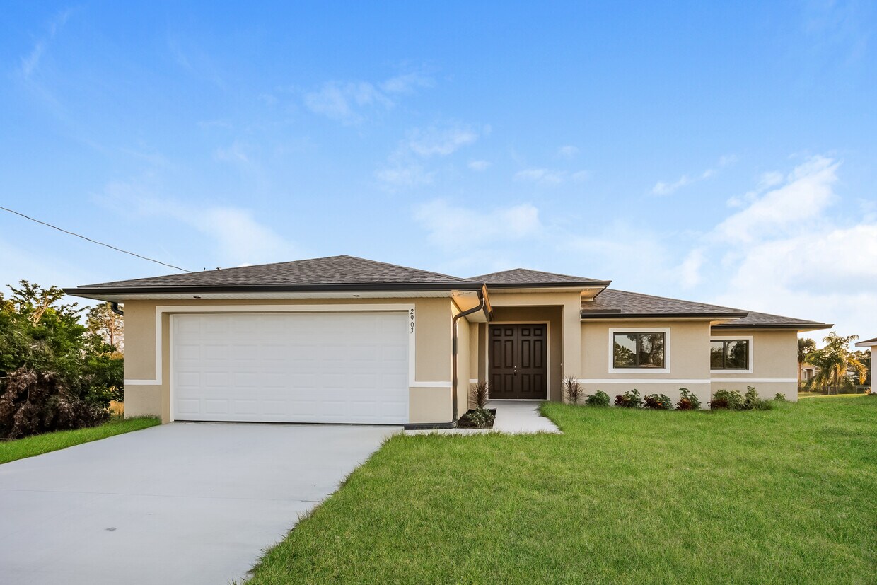 2903 35th St SW, Lehigh Acres, FL House Rental in Lehigh Acres, FL