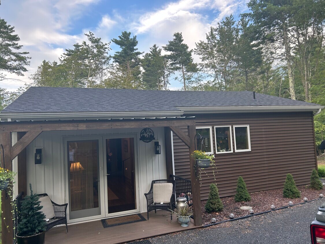 Foto del edificio - 264 Bald Hills Rd N