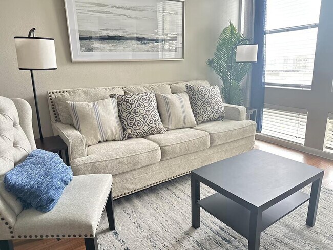 Foto del edificio - 800 Town and Country Blvd