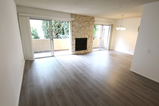 Building Photo - 1825 Glendon Ave