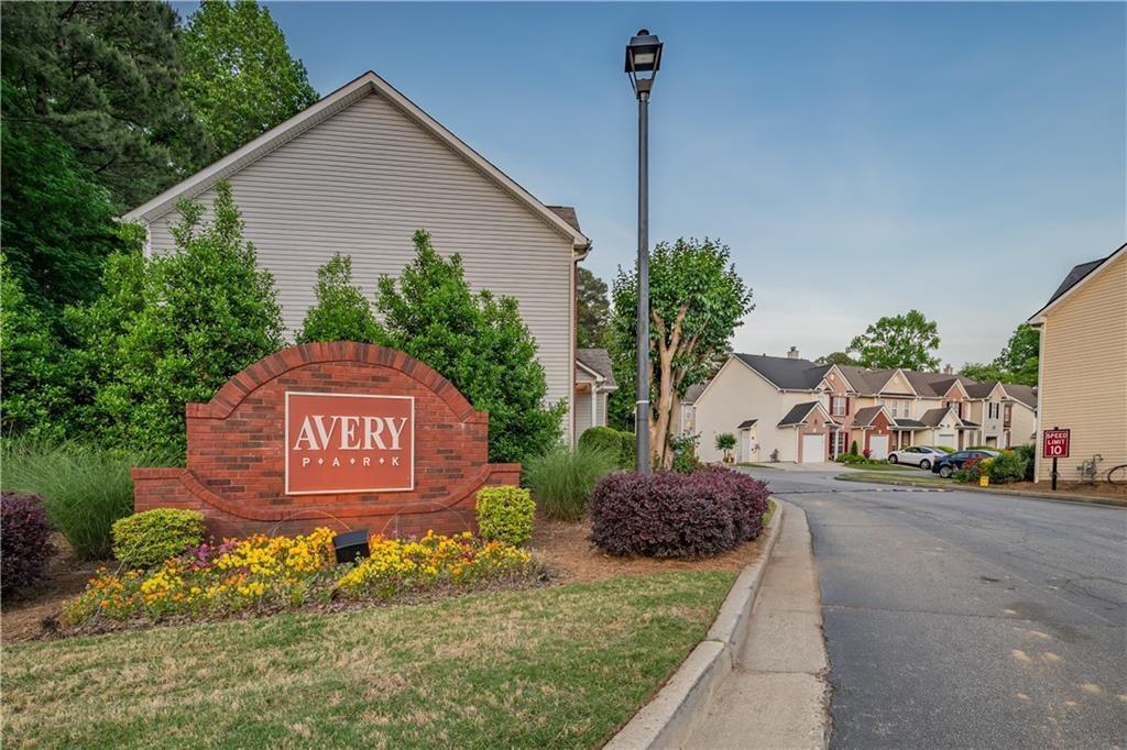 Primary Photo - 2620 Avery Park Cir