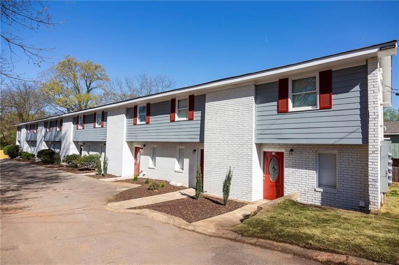 Foto principal - 3241 Turner St