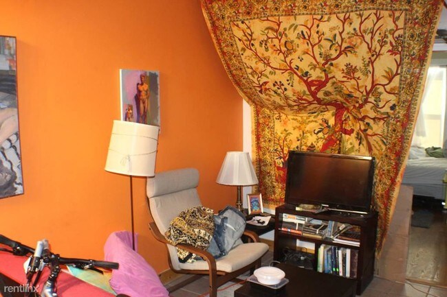 Foto del edificio - 763 S 16th St