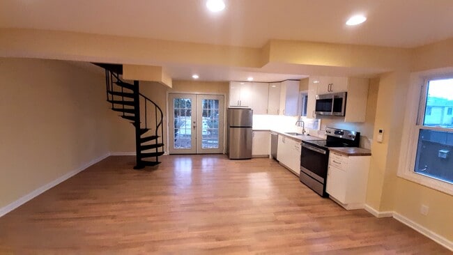 Living room w open kitchen - 3707 Lawrence Ave
