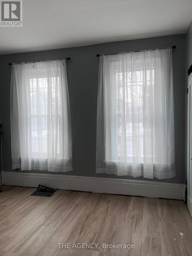 Photo du bâtiment - 342 Dalhousie St