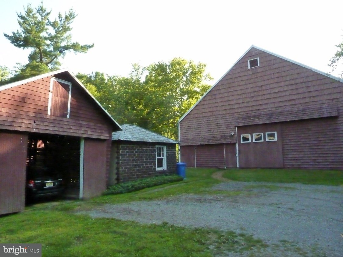 Primary Photo - 1490 Millstone River Rd
