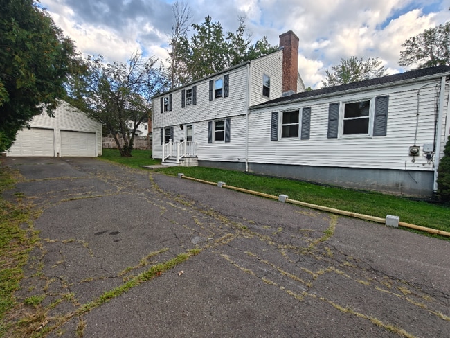 Building Photo - 1254 Trout Brook Dr