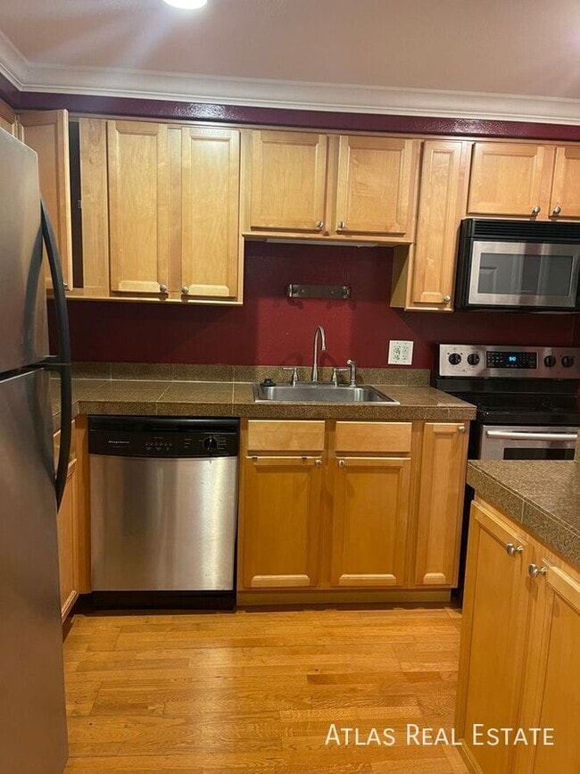 Foto del edificio - 36 Emerson St