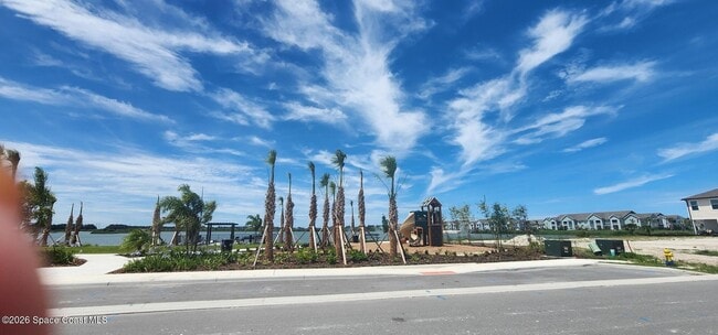 Building Photo - 1379 Bluewater Ln