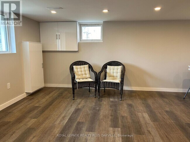 Photo du bâtiment - 269 West 5th Street