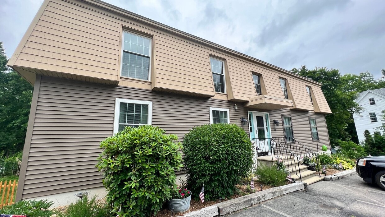 Primary Photo - 12 Union St