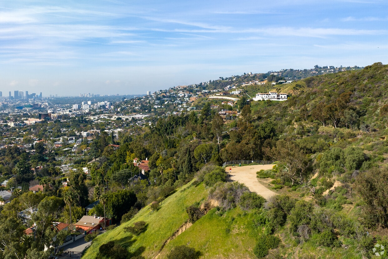 West Hollywood city image