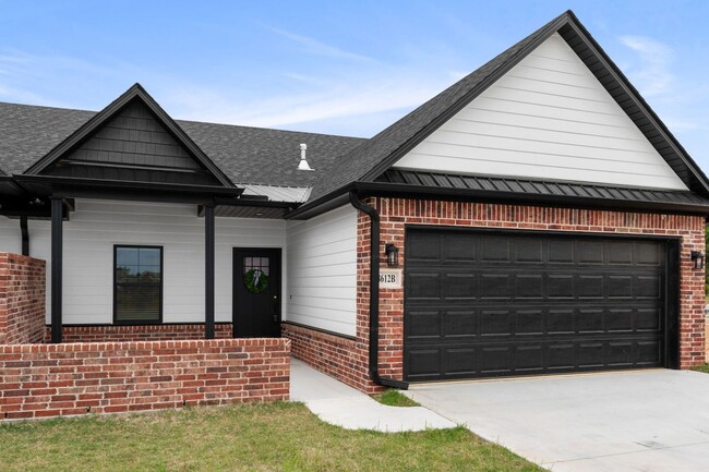 Building Photo - BRAND NEW, 3 BEDROOM DUPLEXES IN CHAFFEE C...