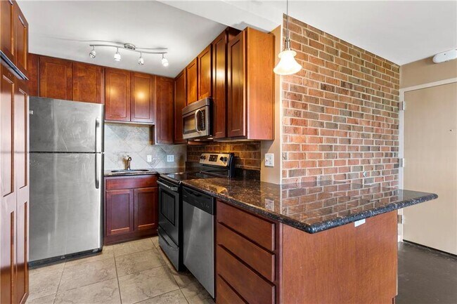 Building Photo - 2933 Baltimore Ave