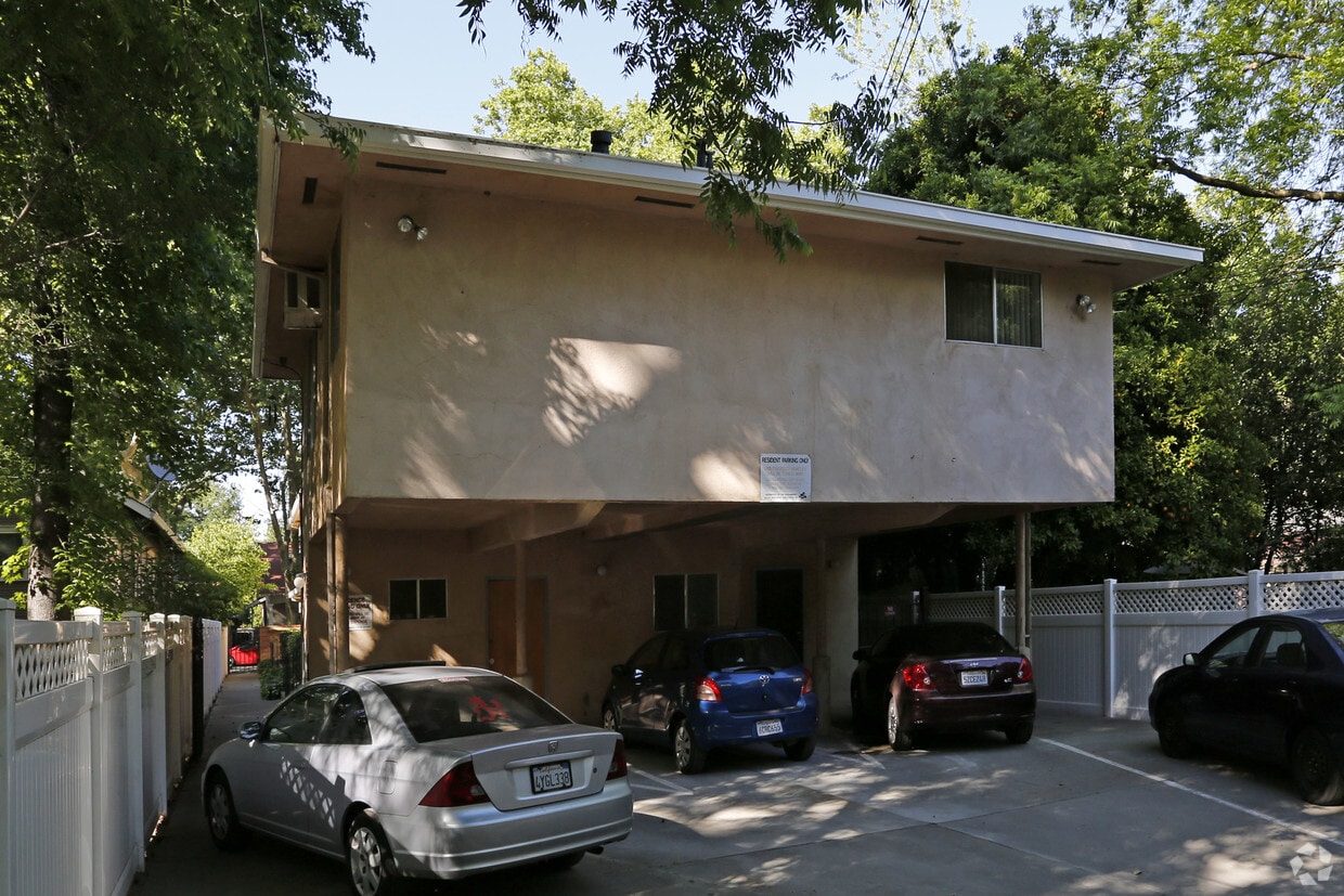 Building Photo - Marsino Apartments