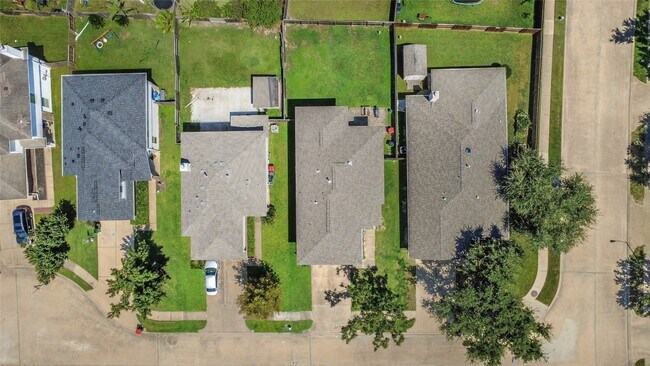 Foto del edificio - 20506 Holly Barr Ln
