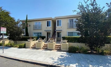 Building Photo - 4093 1st Ave.