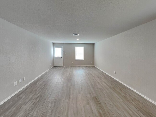 Foto del edificio - 4240 Thalweg Way