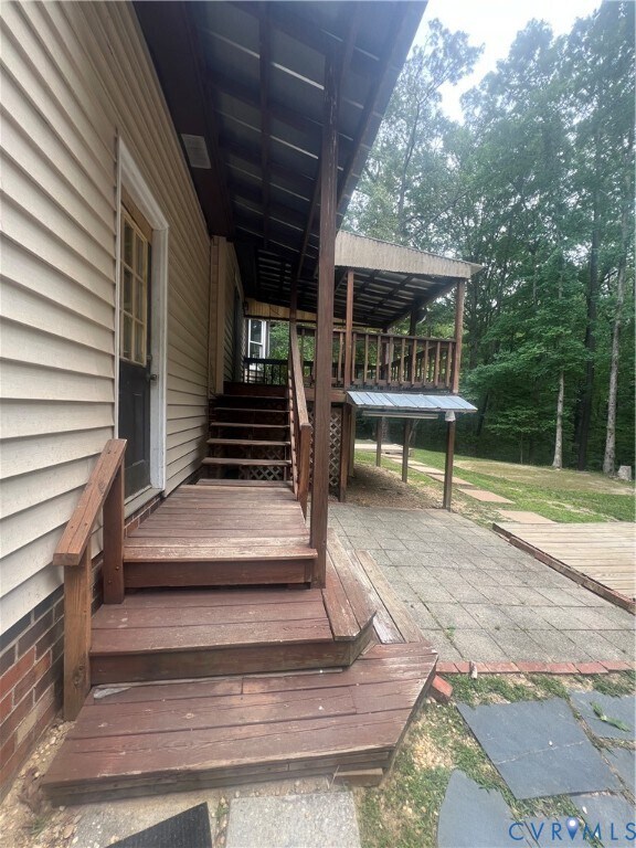 Foto del edificio - 3021 Sand Hills Dr