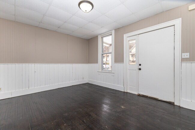 Foto del edificio - 910 W Locust St