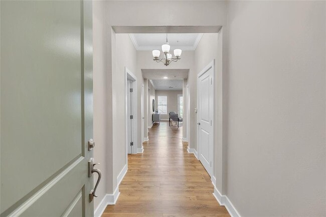 Building Photo - 161 W Breezy Way